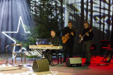 Božično novoletni koncert – v sliki 52